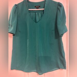 RW&CO. Green Puff Sleeve Blouse